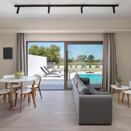 Armonia Suites Jenádi Kültér fotó