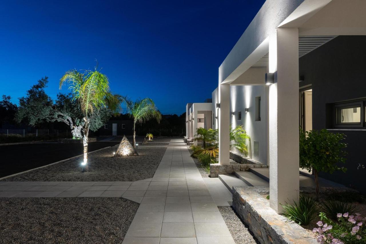 Armonia Suites Jenádi Kültér fotó